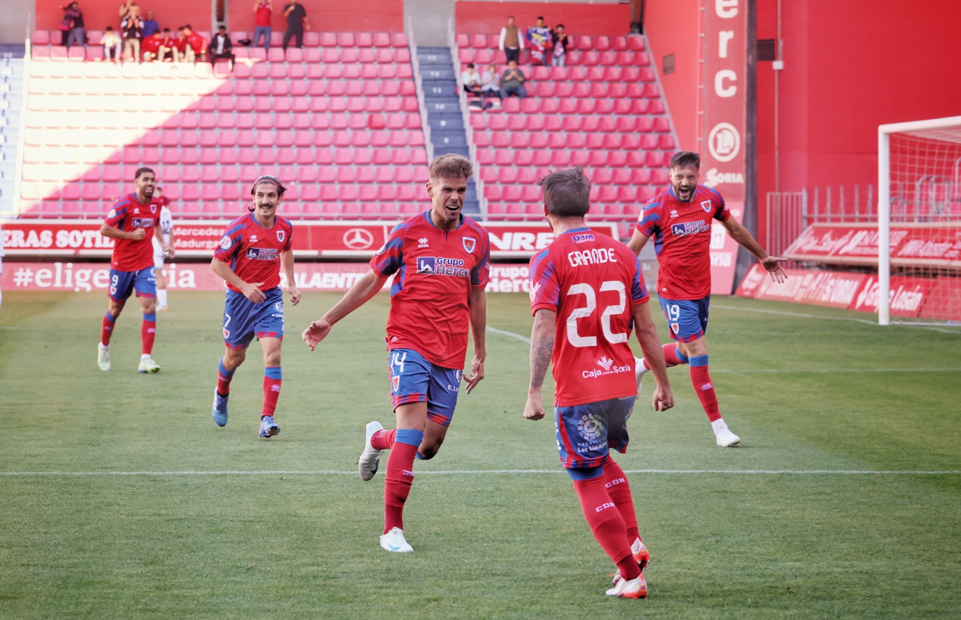 F Tbol Segunda Federaci N El Numancia Vence Al Fabril En Un Partido