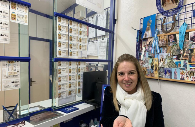 Rocío Mayor, propietaria de la Administración de Lotería de Ólvega El Maño. HDS