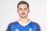 Lucas Laso es un central de 21 años que milita en el filial del Real Oviedo.