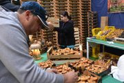 La localidad pinariega vive una nueva jornada ferial.
