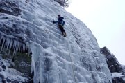 Imagen de la escalada en hielo en la Laguna Negra.