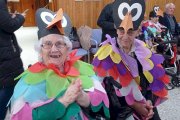 Los residentes confeccionaron sus propios trajes