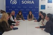 El PP se reúne con la asociación de vecinos de Los Royales