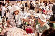 La fiesta del encaje textil reúne a cientos de artistas