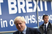 El primer ministro británico, Boris Johnson, llega a la conferencia ’tory’ en Manchester, este domingo.-OLI SCARFF (AFP)