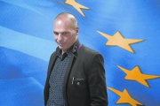 Yanis Varoufakis a su llegada a la reunión del Gobierno griego.-AP /LEFTERIS PITARKIS