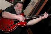 Roky Erickson, en el 2015, en el festival Sout By Southwest de Austin, Texas.-GARY MILLER