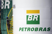 Una de las refinerías de 'Petrobras' la petrolera estatal de Brasil-UESLEI MARCELINO / REUTERS