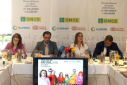 Begoña Grijalvo, Ismael Pérez, Arancha Casado y Juan Carlos Barbado durante la presentación del ‘Informe de Valor Compartido 2015’.-ICAL