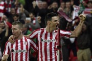 Aduriz firmó cinco goles en el partido de Europa League ante el Genk.-AP / ALVARO BARRIENTOS