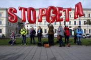 Contrarios al CETA se manifiestan contra el acuerdo.-EFE / SVEN HOPPE