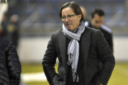 Anquela espera hacer bueno el punto ante el Girona con una victoria en Las Palmas. / Diego Mayor-