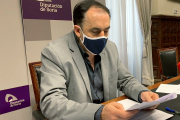 Benito Serrano, durante la rueda de prensa en Diputación.-HDS