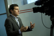 El líder de Ciudadanos, Albert Rivera, durante una entrevista en el Congreso.-JOSE LUIS ROCA