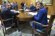 Apertura de la mesa del diálogo social entre patronal y sindicatos, con la ministra Báñez.-JUAN MANUEL PRATS