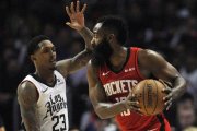 Harden, de los Rockets, ante los Clippers.-