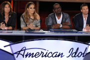 Jurado del concurso American Idol. De izquierda a derecha: Steven Tyler, Jennifer Lopez, Randy Jackson y Ryan Seacrest-EL PERIÓDICO