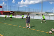 La Soccer Academy DD8 lleva a 25 alumnos y tres monitores a la Academia de Fútbol del CD Numancia. Permanecerán tres semanas en Soria entre entrenamientos, conocimiento de la metodología del CD Numancia y actividades culturales y de Ocio.