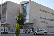Aspecto actual del Centro de Día para mayores de Santa Bárbara. / VALENTÍN GUISANDE-