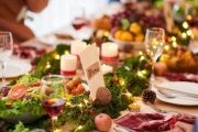 Mesa de Navidad en una imagen de archivo.-