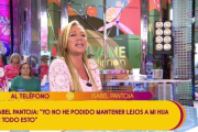Belén Esteban hablando con Isabel Pantoja en Sálvame.-TELECINCO