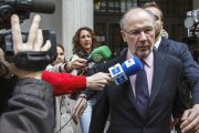 Rodrigo Rato sale de su domicilio para acudir a declarar, el pasado 21 de abril.-JUAN MANUEL PRATS