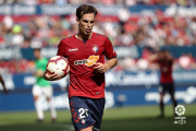 Íñigo Pérez con la camiseta de Osasuna en el presente curso.-LaLiga