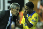 Quique Setién y Jonathan Viera, dos de los artífices del éxito de Las Palmas.-EFE / MANUEL BRUQUE