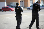 Agentes de la Policía Nacional, en una imagen de archivo. / ÁLVARO MARTÍNEZ-