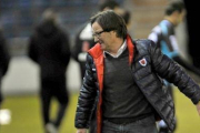 El entrenador del Numancia, Juan Antonio Anquela. / DIEGO MAYOR-