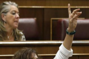 La diputada de UPD Irene Lozano, en una sesión de Control al Ejecutivo, en el Congreso.-SERGIO BARRENECHEA