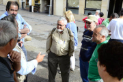 La marcha comenzó en la plaza Mayor. / ÁLVARO MARTÍNEZ-