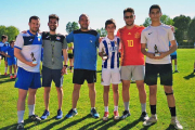 La Agrupación Deportiva San Esteban rindió reconocimiento a los socios de la entidad.-Ana Hernando