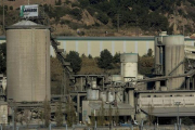 La planta cementera de Lafarge en Montcada i Reixac.-EL PERIÓDICO