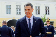 Pedro Sánchez, a su llegada a Sibiu (Rumanía) para una cumbre informal de la UE.-EFE/ ZIPI