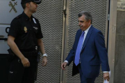 El juez Ismael Moreno, a su llegada a la Audiencia Nacional.-AGUSTÍN CATALÁN