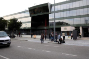 La fachada del CTTI donde esta mañana ha entrado la Guardia Civil.-RICARD CUGAT