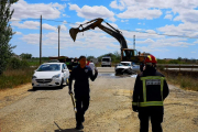 Fallece un matrimonio de 75 y 76 años al salirse de la carretera su vehículo y caer al canal en San Millán de los Caballeros --
