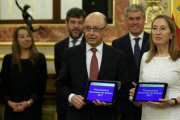 El ministro de Hacienda, Cristobal Montoro, presenta el proyecto de ley de los Presupuestos Generales del Estado para el 2017.-JUAN MANUEL PRATS