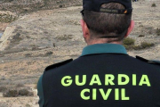 Imagen de archivo de un agente de la Guardia Civil.-EFE