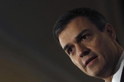 Pedro Sánchez,  este lunes, durante la conferencia impartida en Madrid.-EFE / J. J. GUILLEN