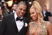 Jay-Z y Beyoncé, en una gana en el MOMA de Nueva York en el 2015.-/ MIKE COPPOLA