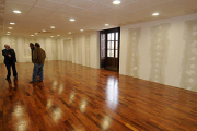 Interior del reformado museo del traje en Morón, uno de los proyectos Feder. / ÚRSULA SIERRA-
