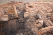 Restos arqueológicos de una de las viviendas encontradas en el yacimiento. /JCYL-