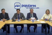 Carlos Fernández, Raúl de la Hoz, Antonio Silván y Alicia García presentan las ponencias del PP.-ICAL