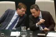 Los ediles del PP en Madrid Íñigo Henriquez de Luna y José Luis Martínez Almeida.-EFE / CHEMA MOYA