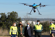 La delegada del Gobierno, Virginia Barcones,  en la presentación del dron esta mañana.ICAL