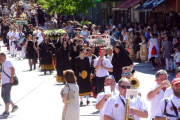 Procesión de las cuadrillas en las Bailas-A. M.