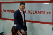 Pedro Sánchez, este domingo en la sede del PSOE.-JOSÉ LUIS ROCA