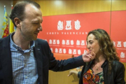 Carolina Punset y su pareja, Alexis Marí, el pasado febrero en las Cortes Valencianas.-MIGUEL LORENZO
